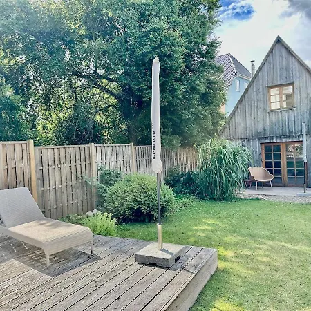 Romantisches Im Dorf Dom wakacyjny Garding